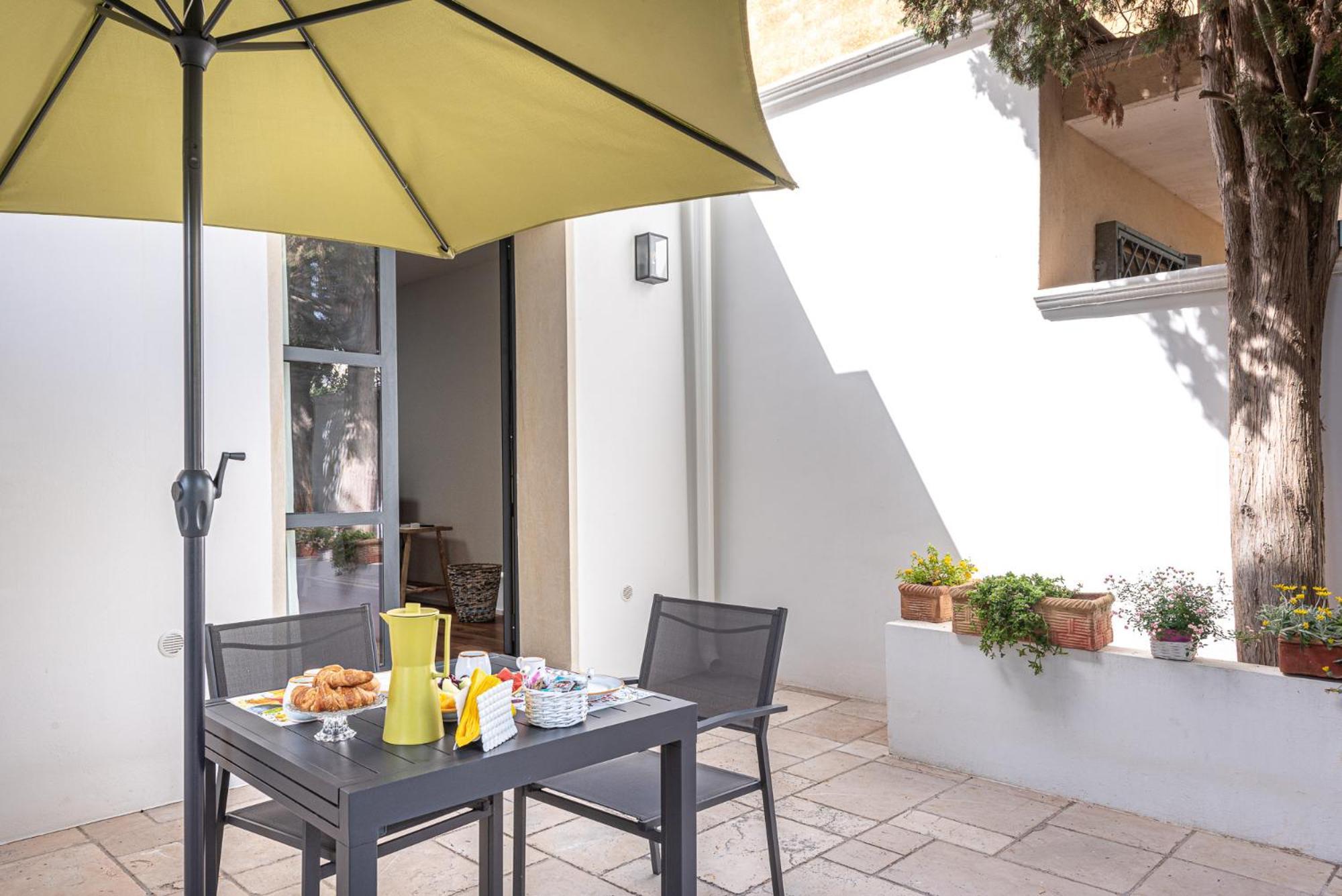 B&B Lu Cuccuviu Lecce Exterior photo